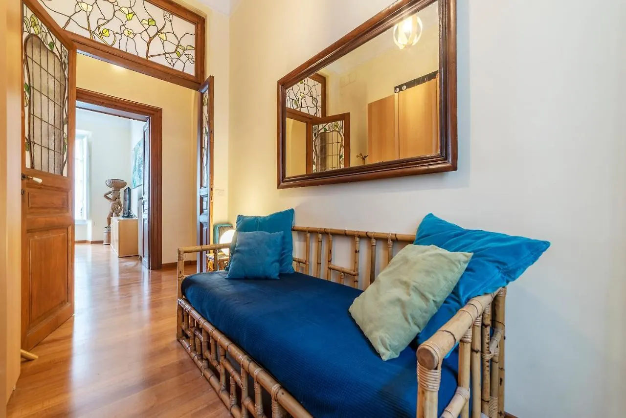 Termini Central And Elegant Apartment Rome Italy