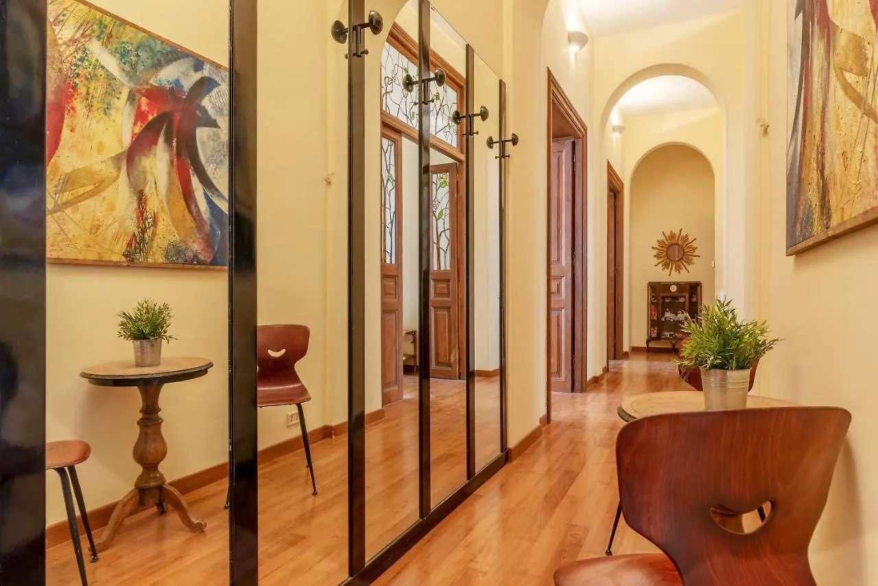 Termini Central And Elegant Apartment Rome