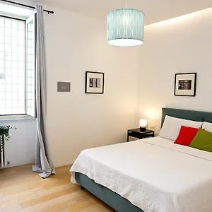 Apartment At Navona, Rome